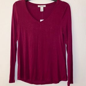 White House Black Market Longsleeve V-Neck Tee